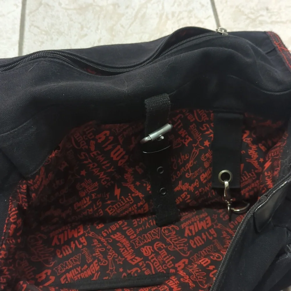 Emily The Strange Purse - Picture 8 of 10
